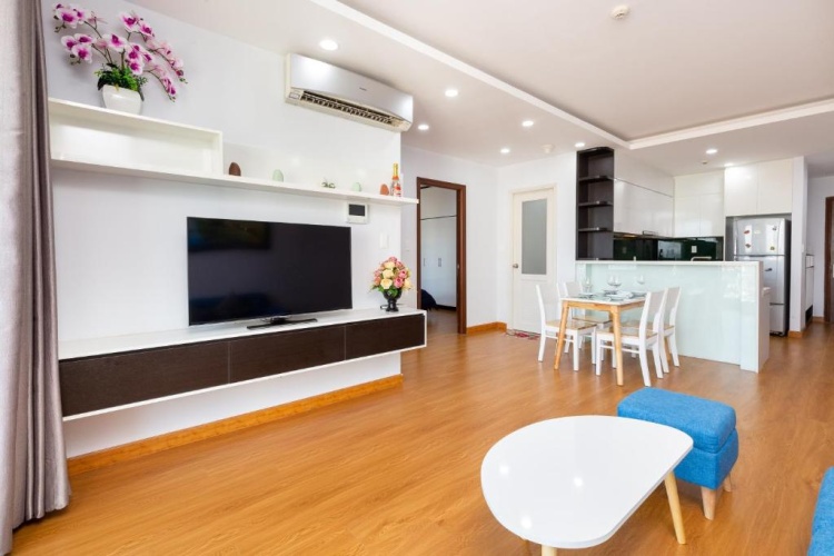 2 Bedrooms Apartment