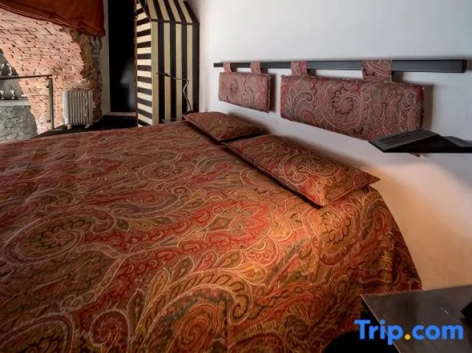 2 Bedrooms Luxury Quadruple Villa