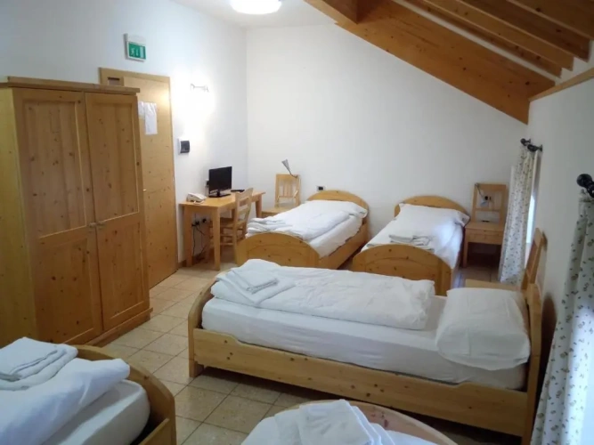 Standard Quadruple room