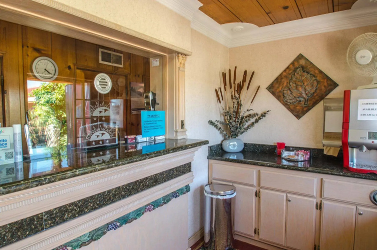 Economy Inn