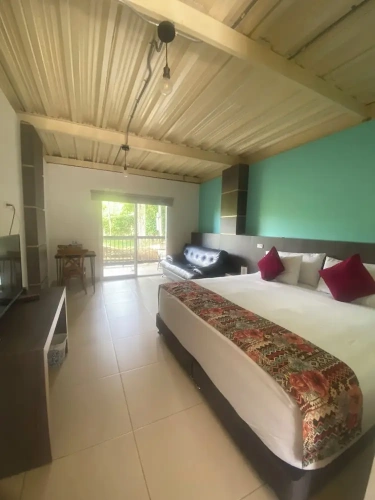1 Bedroom Standard Double room with garden view