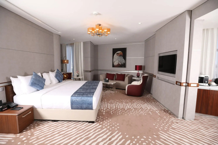 VIP Hotel