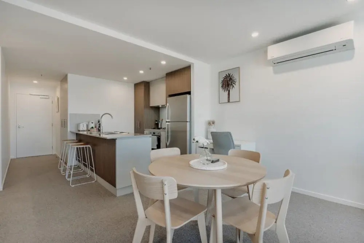 Cosy 1-bed With Pool, Gym ,parking