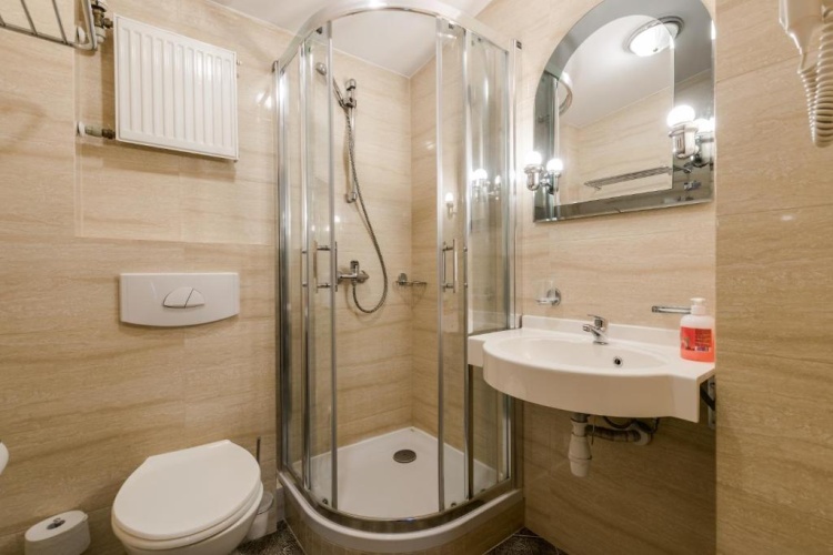 Standard Twin room with view