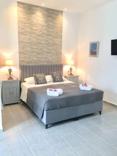 Ornos Suite