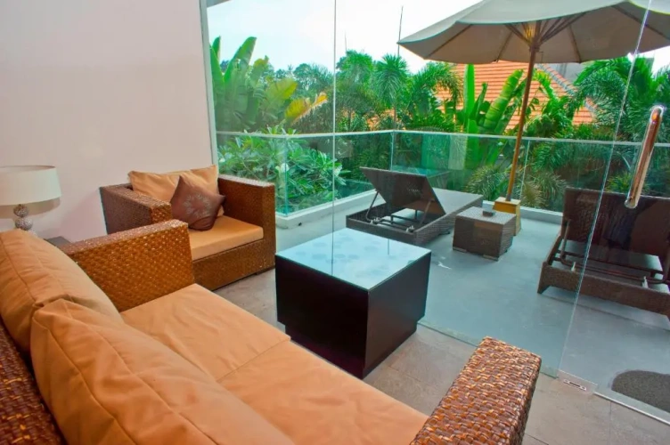 Deluxe Villa