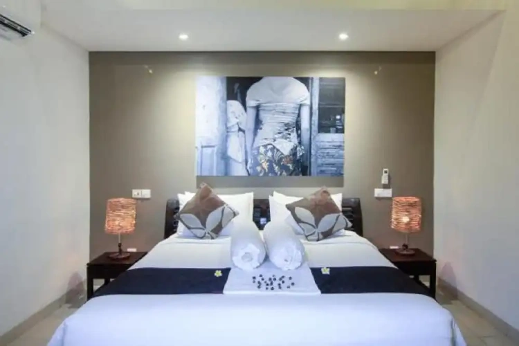 2 Bedrooms Standard Villa with balcony and with view