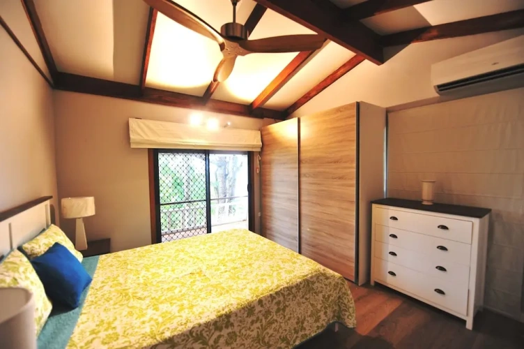 3 Bedrooms Cottage