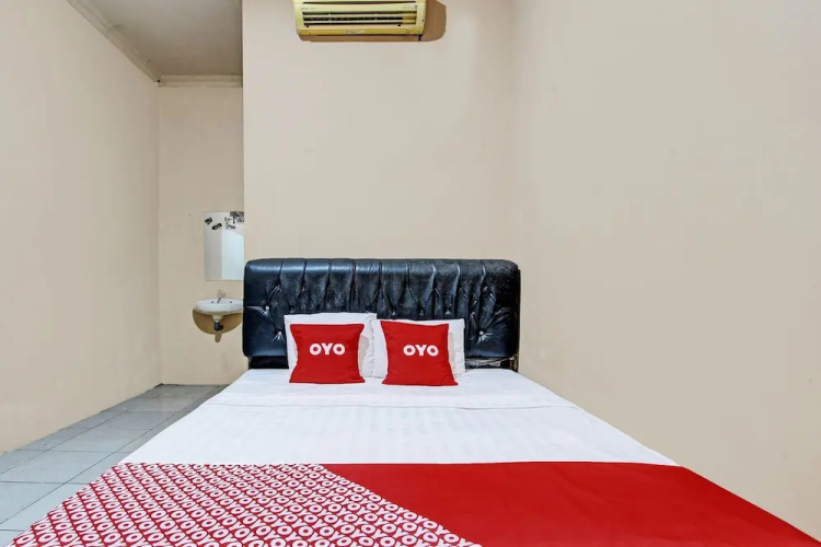 OYO 92459 Cahyo Kost 2