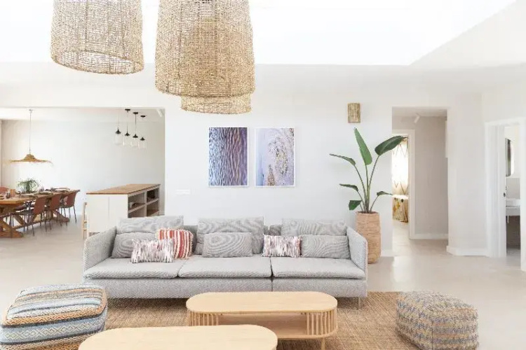 Ereza White Homes