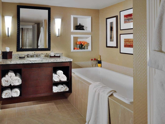 1 Bedroom Suite