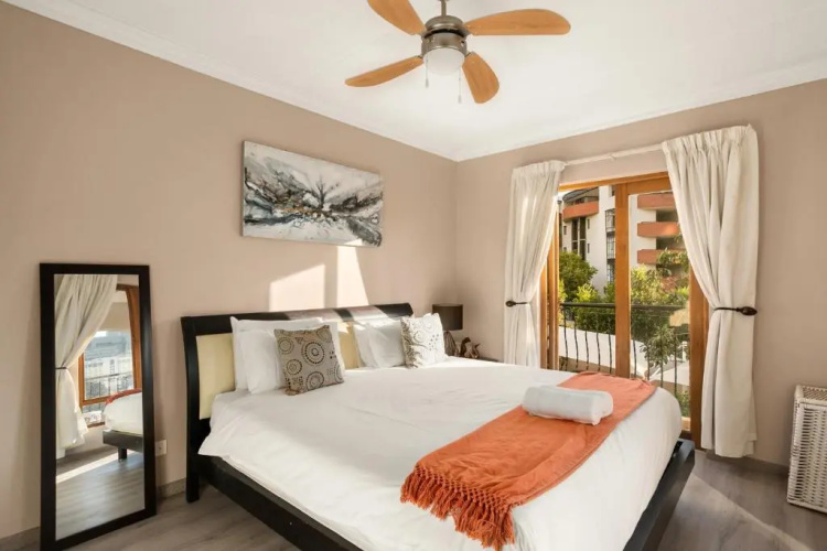 13 Monte Sereno