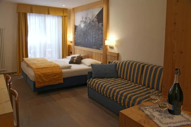 Superior Triple room