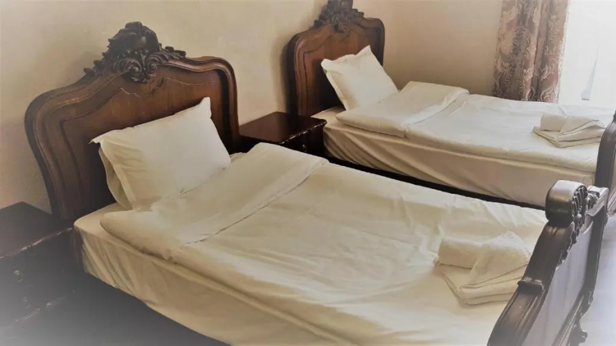 Hotel "AVENJu"