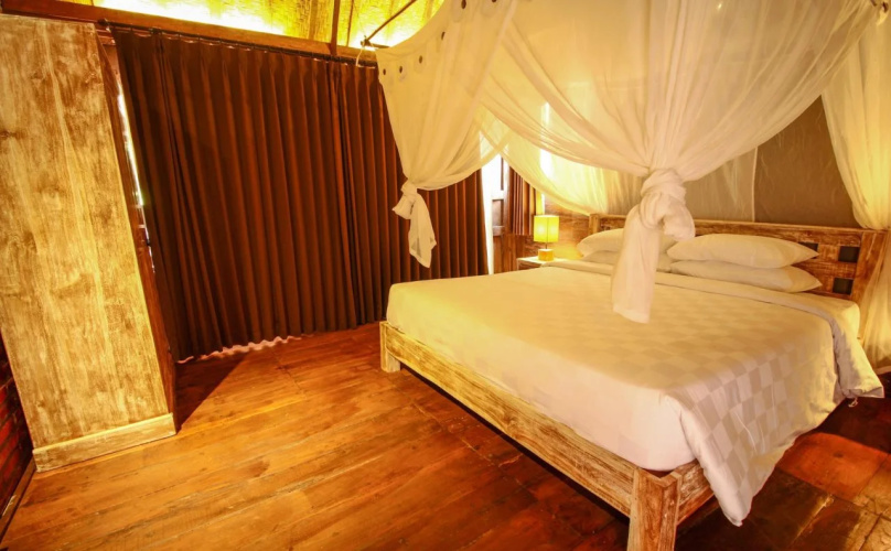 Maha Mustika Beach Inn