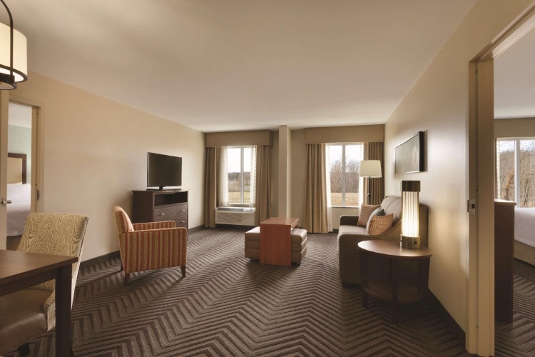 Quadruple Suite
