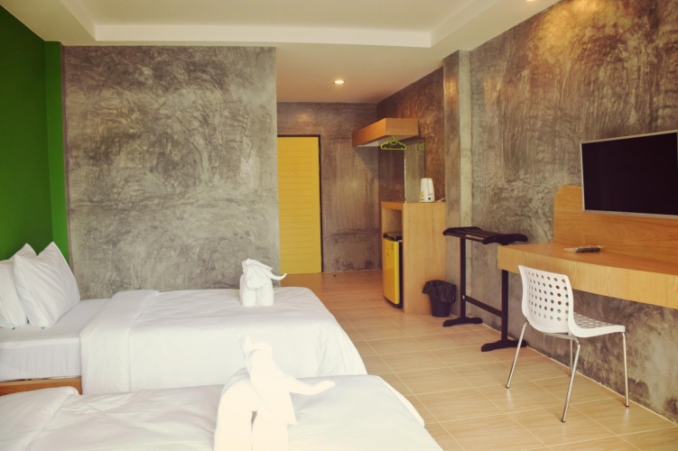 Standard Twin room