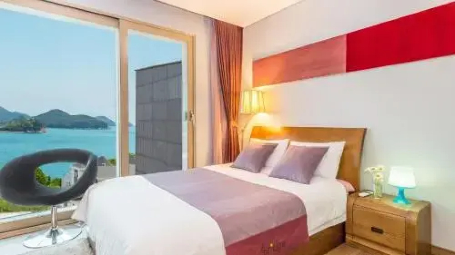 Geoje For bridge pension