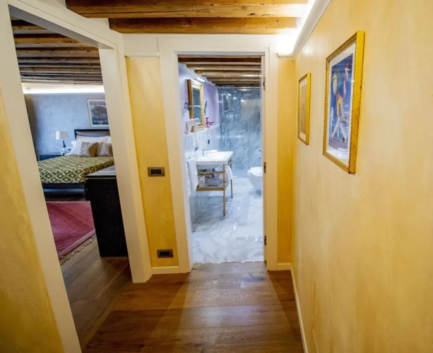 EGO' Residence