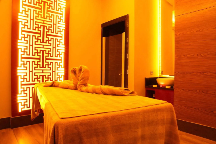 Diamond Premium Hotel & Spa