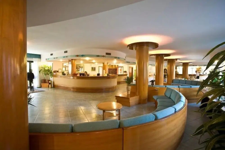Horse Country Resort Congress & Spa - Hotel Ribot - Sardinia