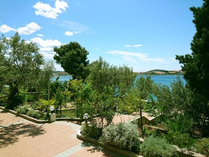 1 Bedroom Apartment with sea view