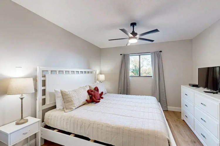 Cozy Condo With Shared Pool, Close to Historic Downtown st Augustine