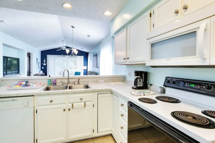 2 Bedrooms Apartment