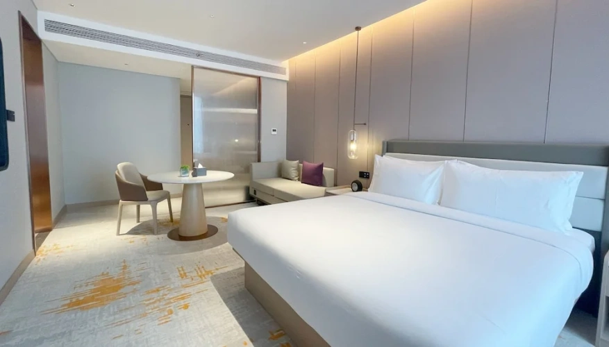 Premier room