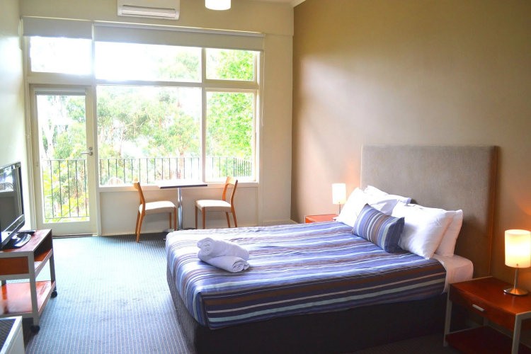Lorne Hotel