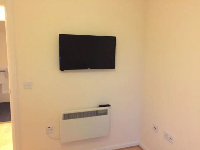 4 Varis Apartments