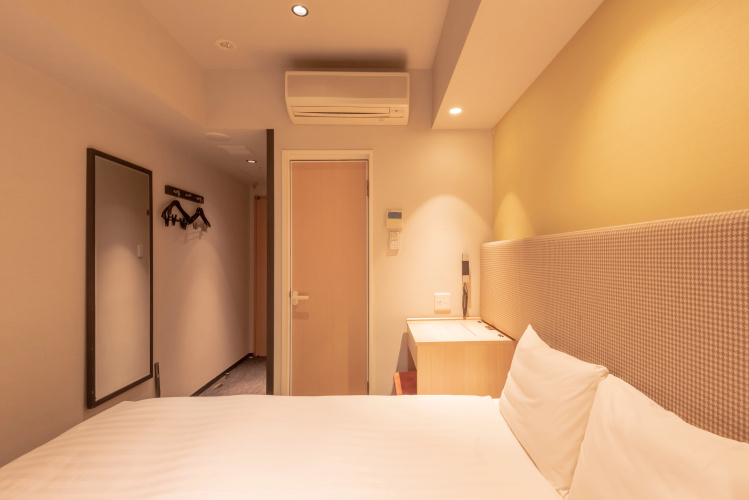 E Hotel Higashi Shinjuku photo 16