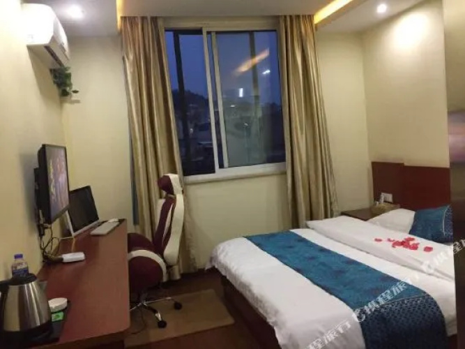 IKEA Express Hotel (Xinchang Dafo City Branch)