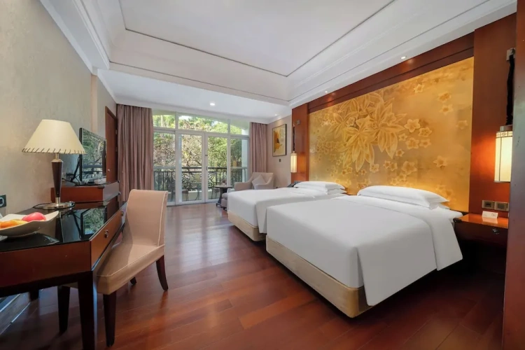 Superior Twin room with balcony