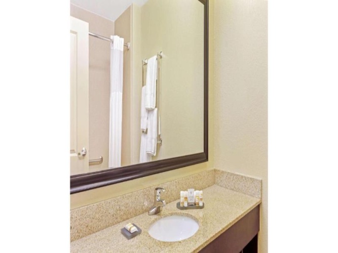 Deluxe Double Suite