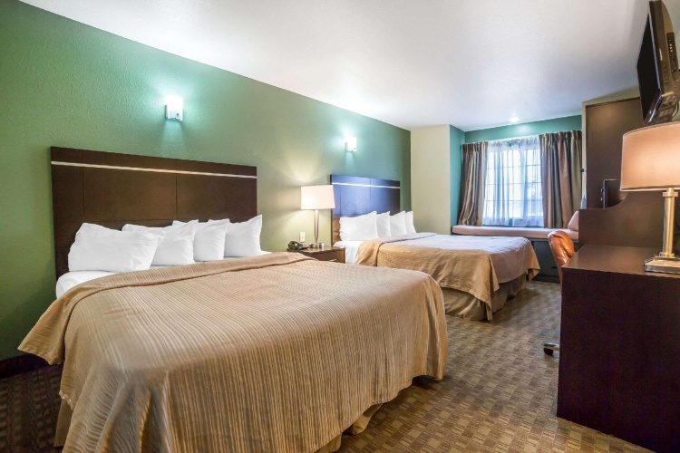 Quadruple Suite
