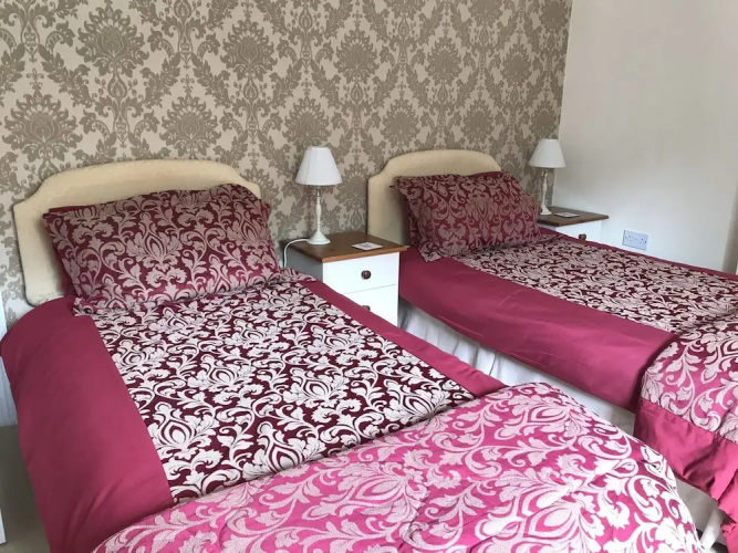Holywell House B & B