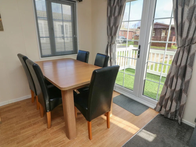 15 Silverdale