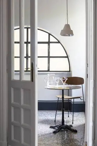Garibaldi Suites Apartment