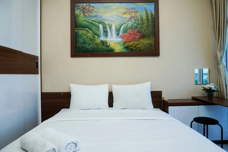 Deluxe And Comfortable Studio Puri Mansion Apartment