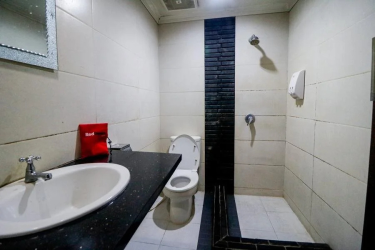 Biuti Hotel