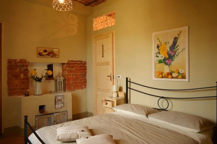 Bed & Tours