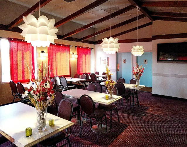 Bluebird Hotel