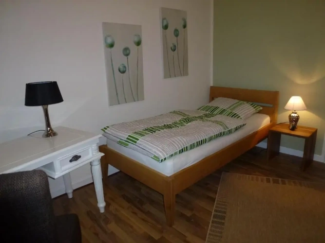 2 Bedrooms Apartment