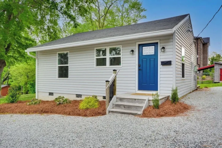 2 Bedrooms Cottage