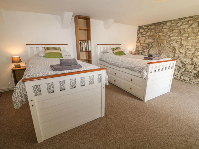 Blackadon Farm Cottage