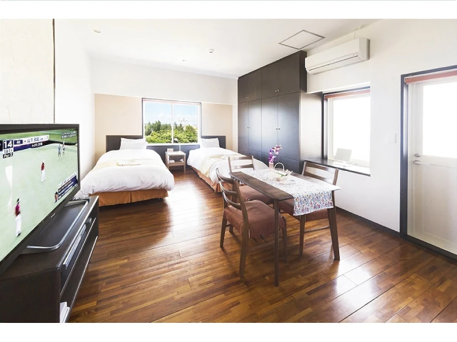 Wires Hotel