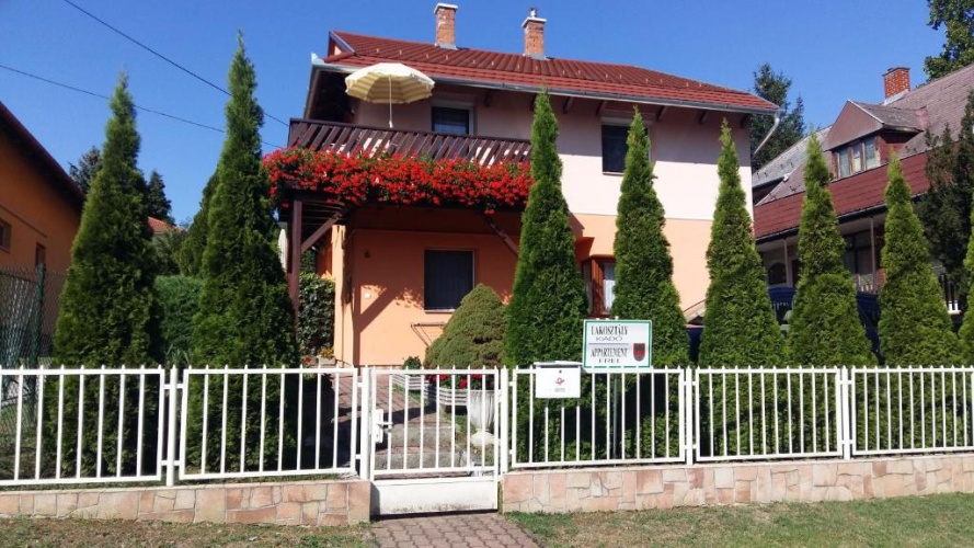 1 Bedroom Apartment with balcony