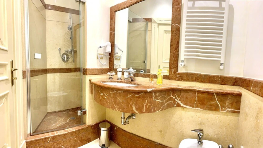 Simon's Guest House Rome