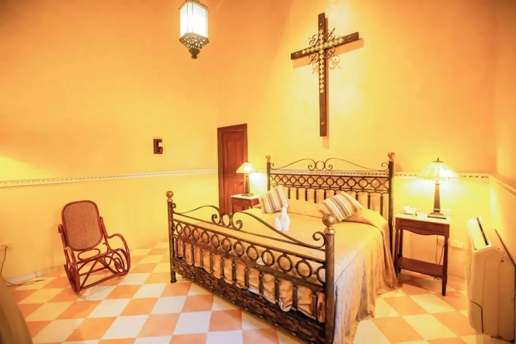 Deluxe Double Suite with garden view